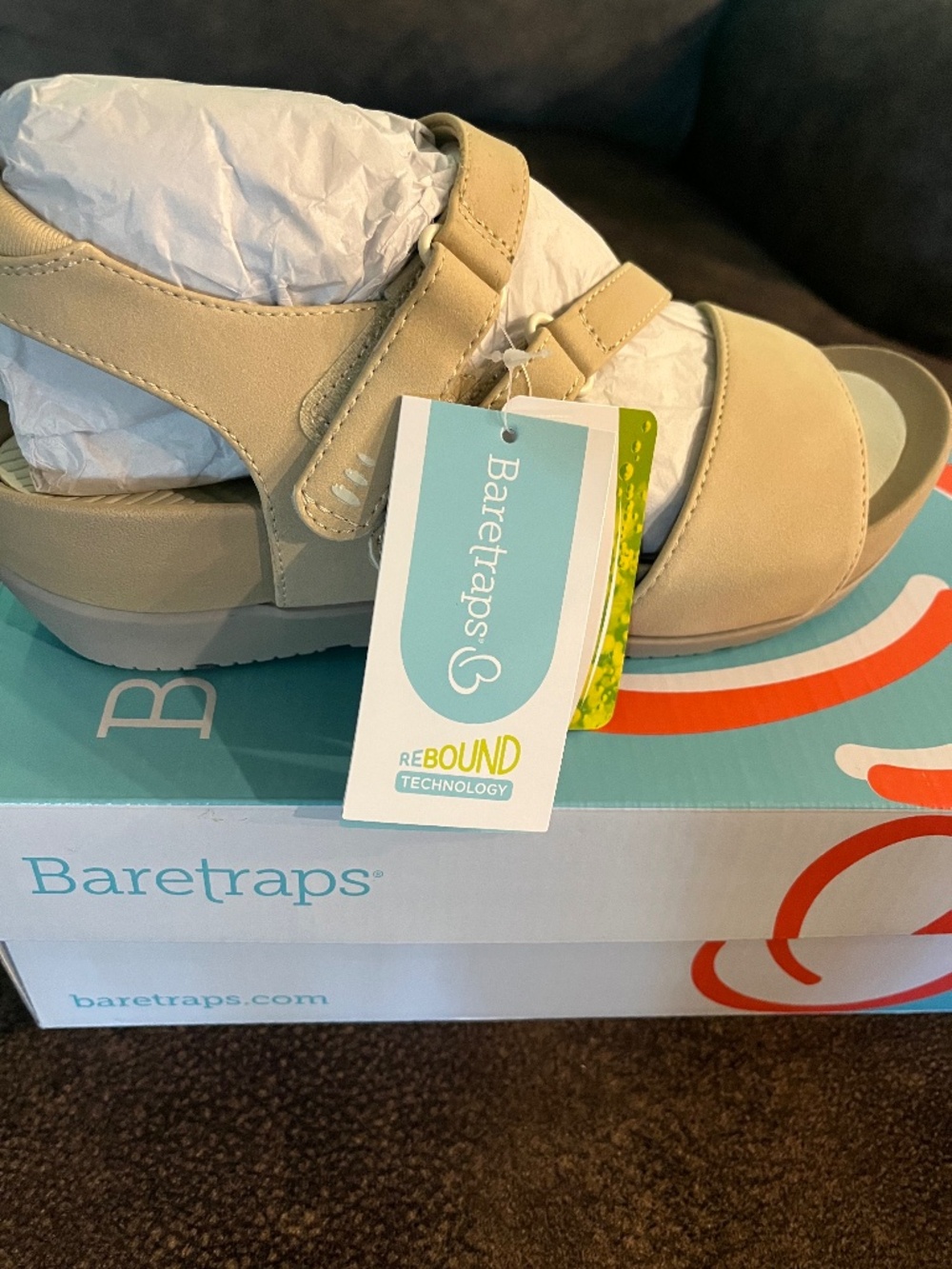 BareTraps Aileen Sandal Size 8.5 Medium Color: SAND